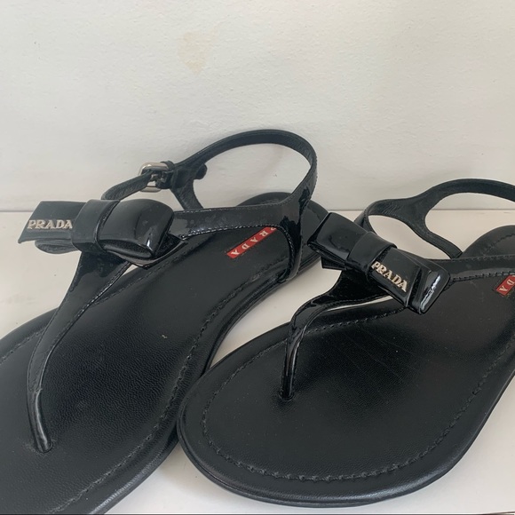 black patent thong sandals